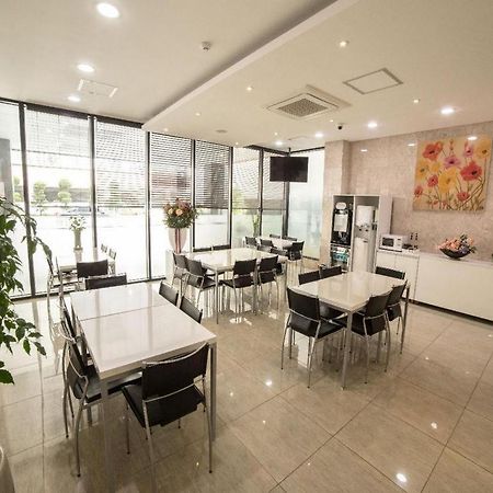 Reve Business Hotel 제주 외부 사진