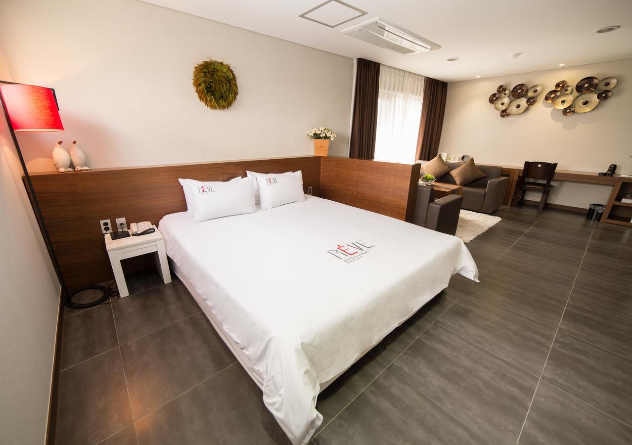 Reve Business Hotel 제주 외부 사진