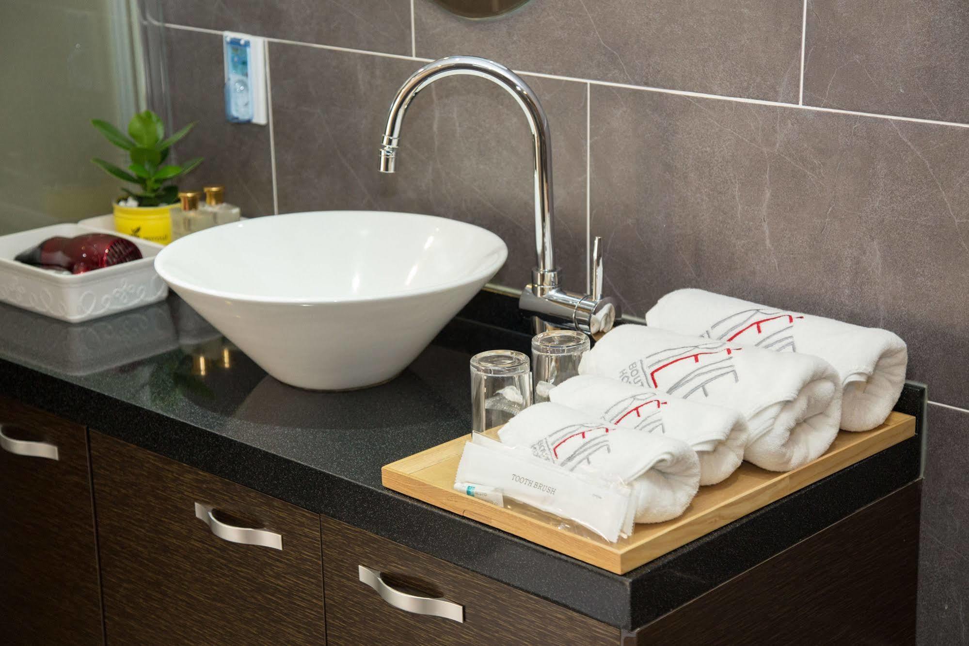 Reve Business Hotel 제주 외부 사진