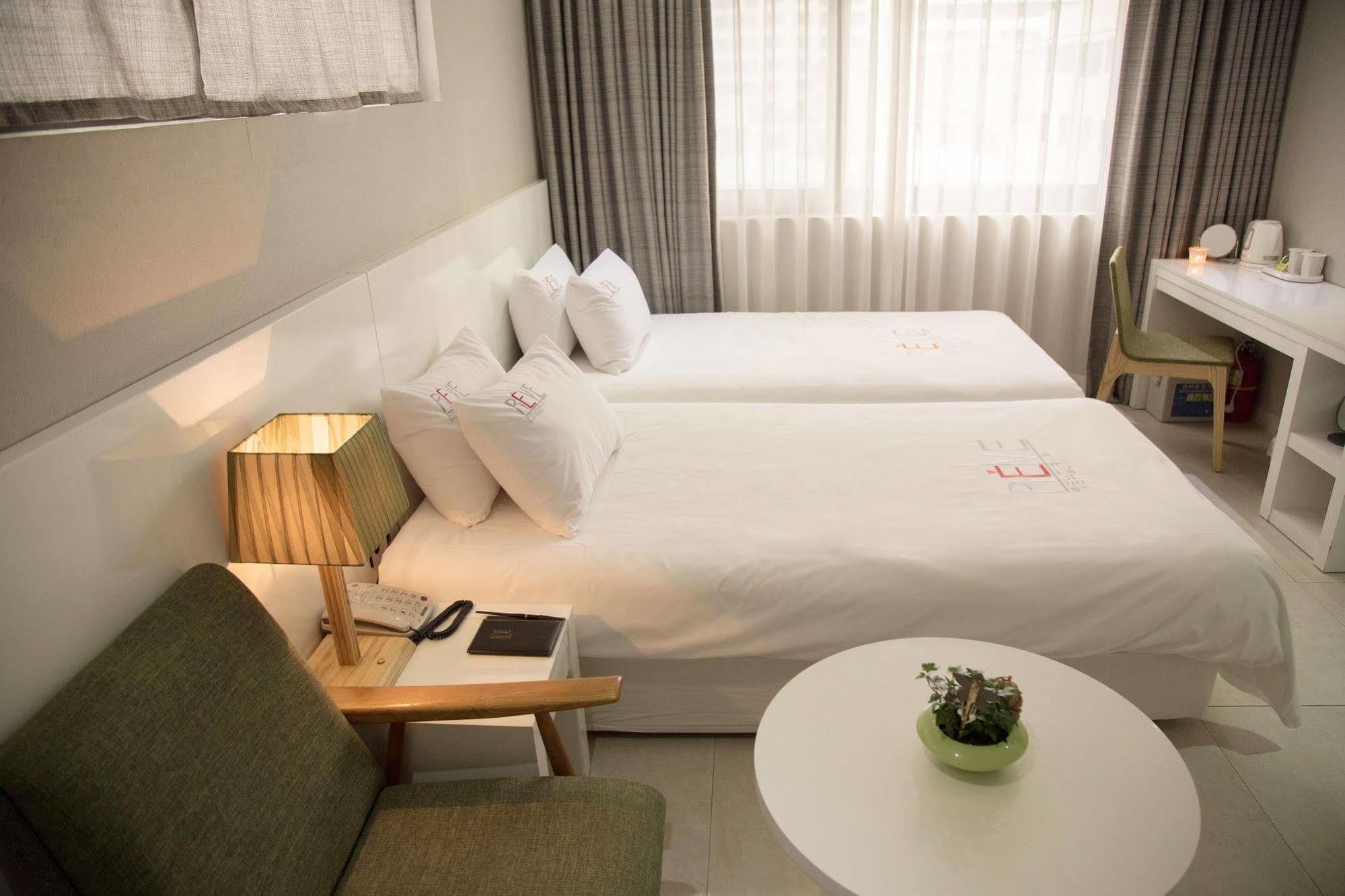 Reve Business Hotel 제주 외부 사진