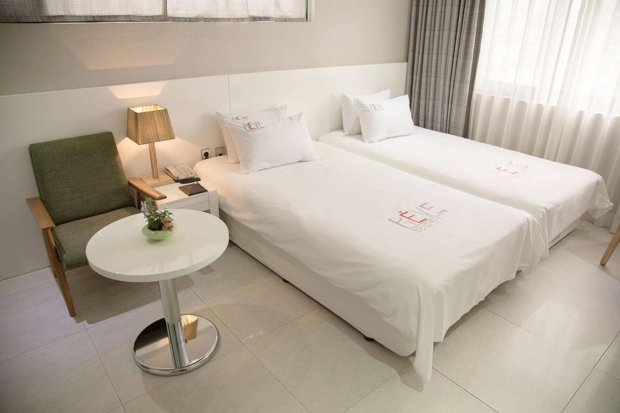 Reve Business Hotel 제주 외부 사진